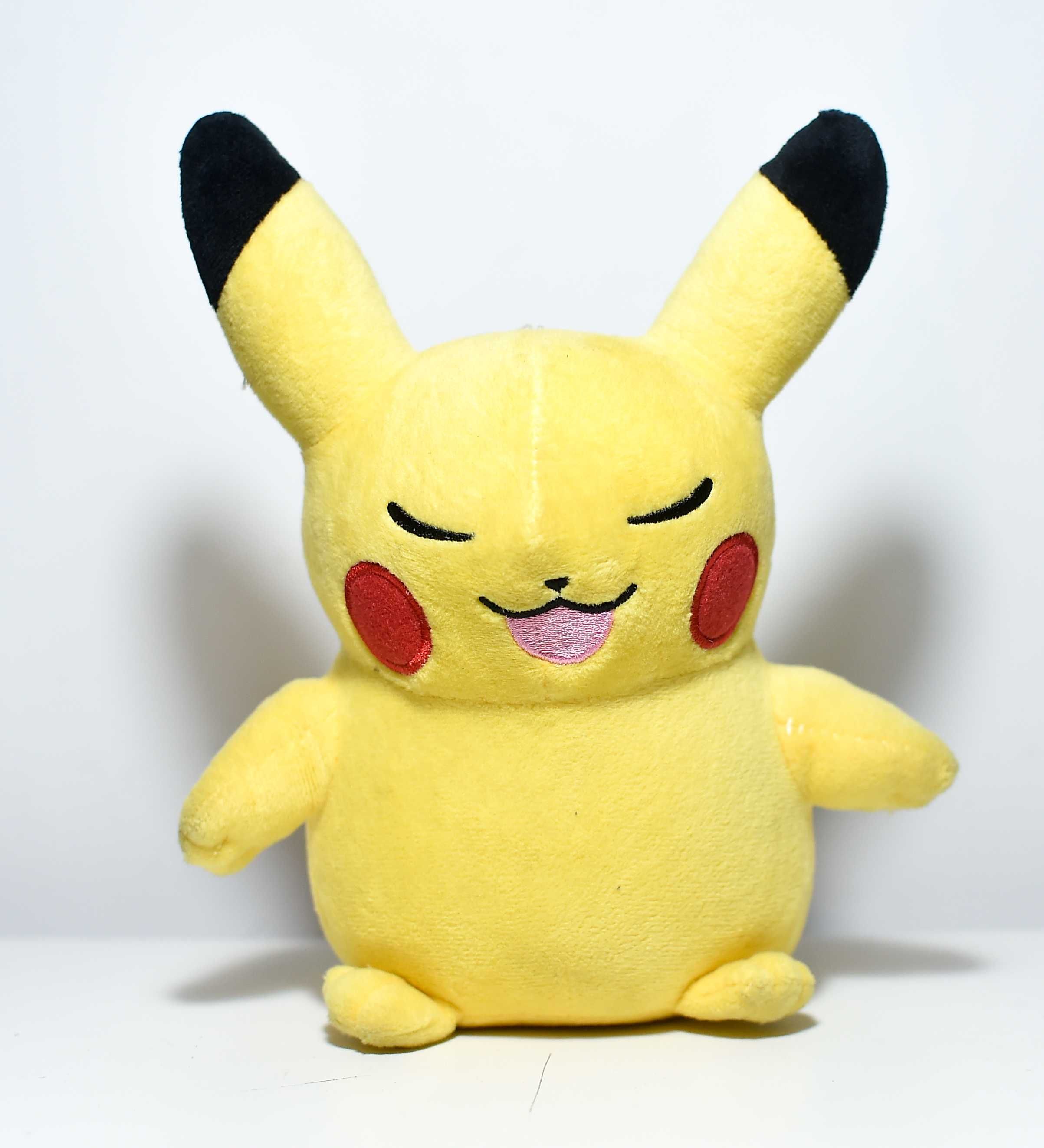 Maskotka Pikachu Pokemon 25cm