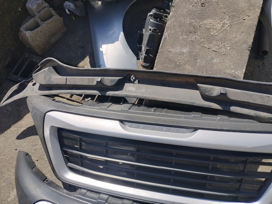 Grelha da frente Peugeot boxer de 2016 até 2023 e. Torpedo