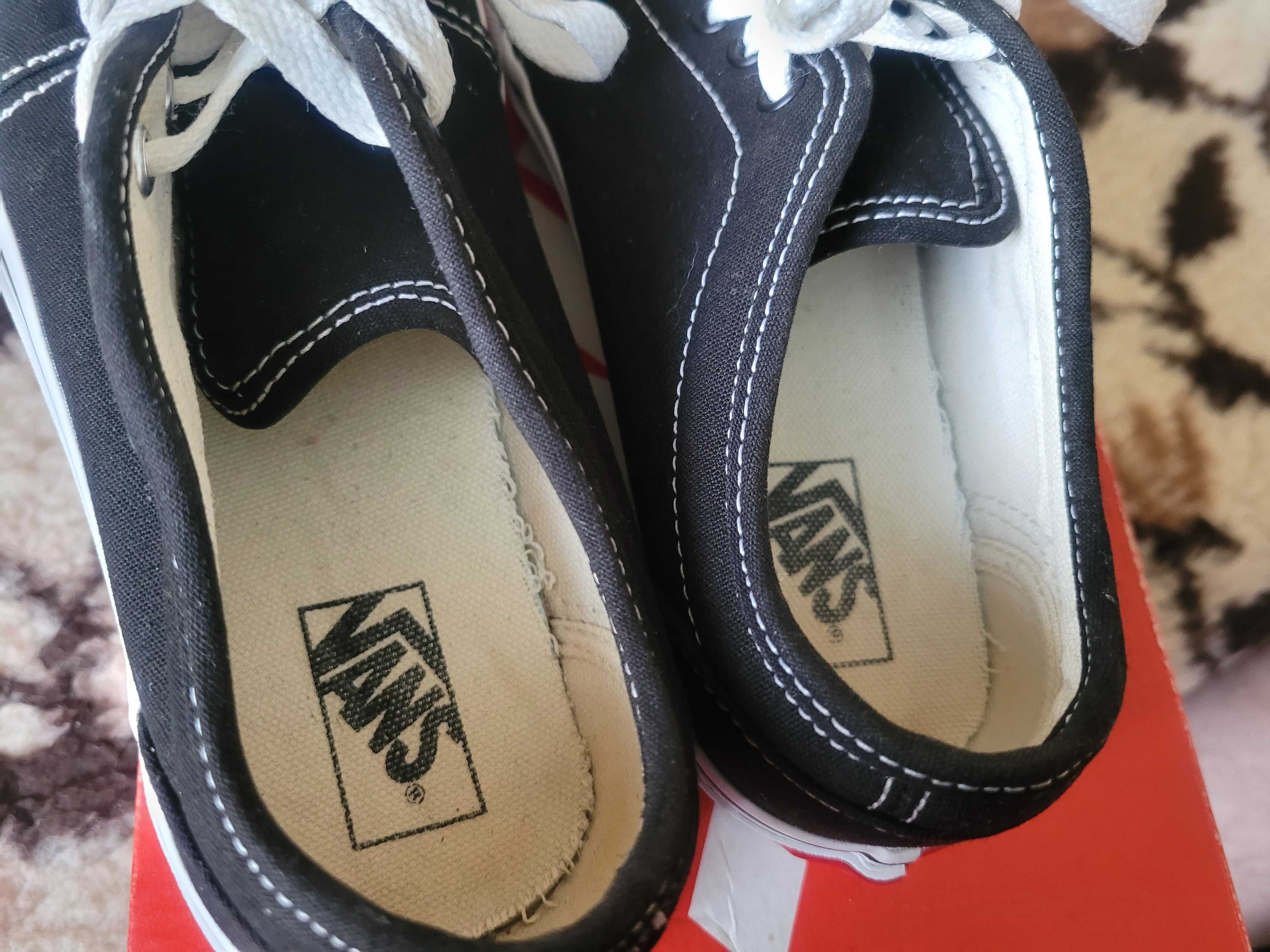 Super sportowe młodzieżowe trampki Vans Era r.36 super stan