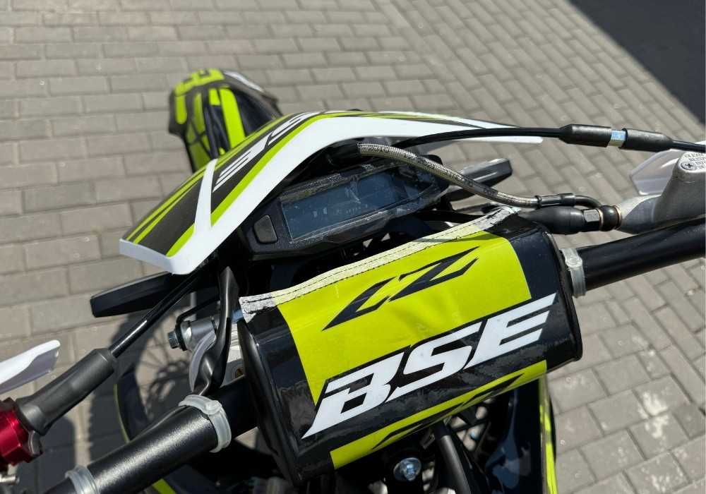 Мотоцикл BSE J11 Enduro в мотосалонів з доставкою та гарантією якості!