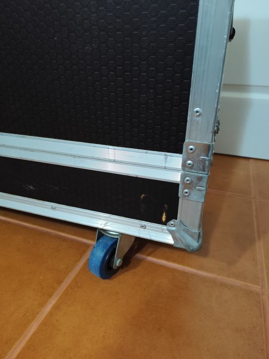 Vendo rack de amplificador de guitarra