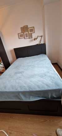 Cama Ikea Brimnes com arrumação