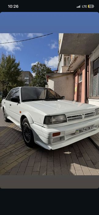 Nissan bluebird 1990 1.6 бензин