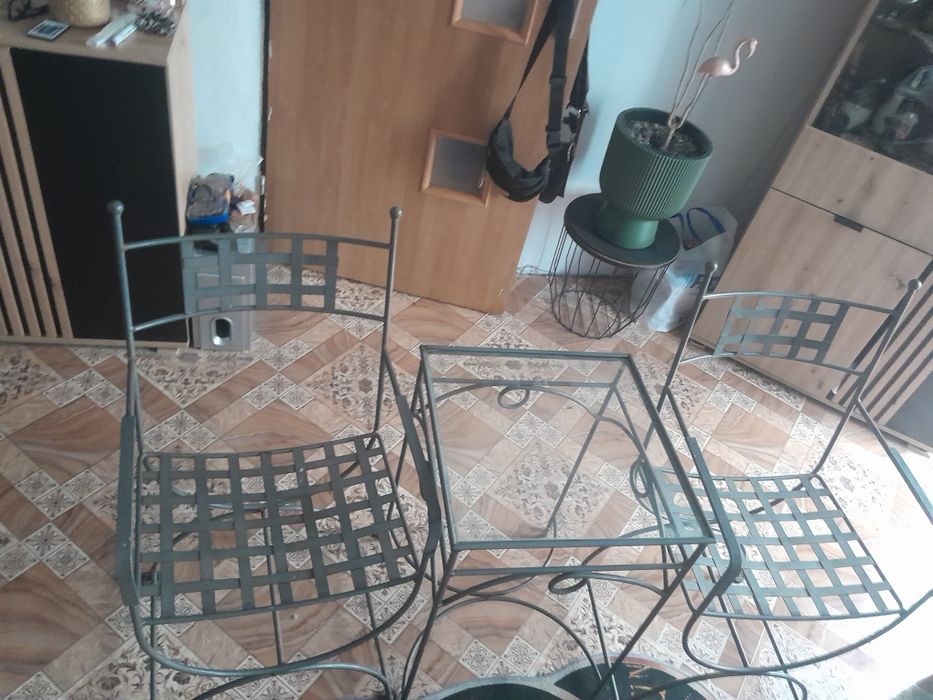 Stół i 2 krzesła ogrodowe