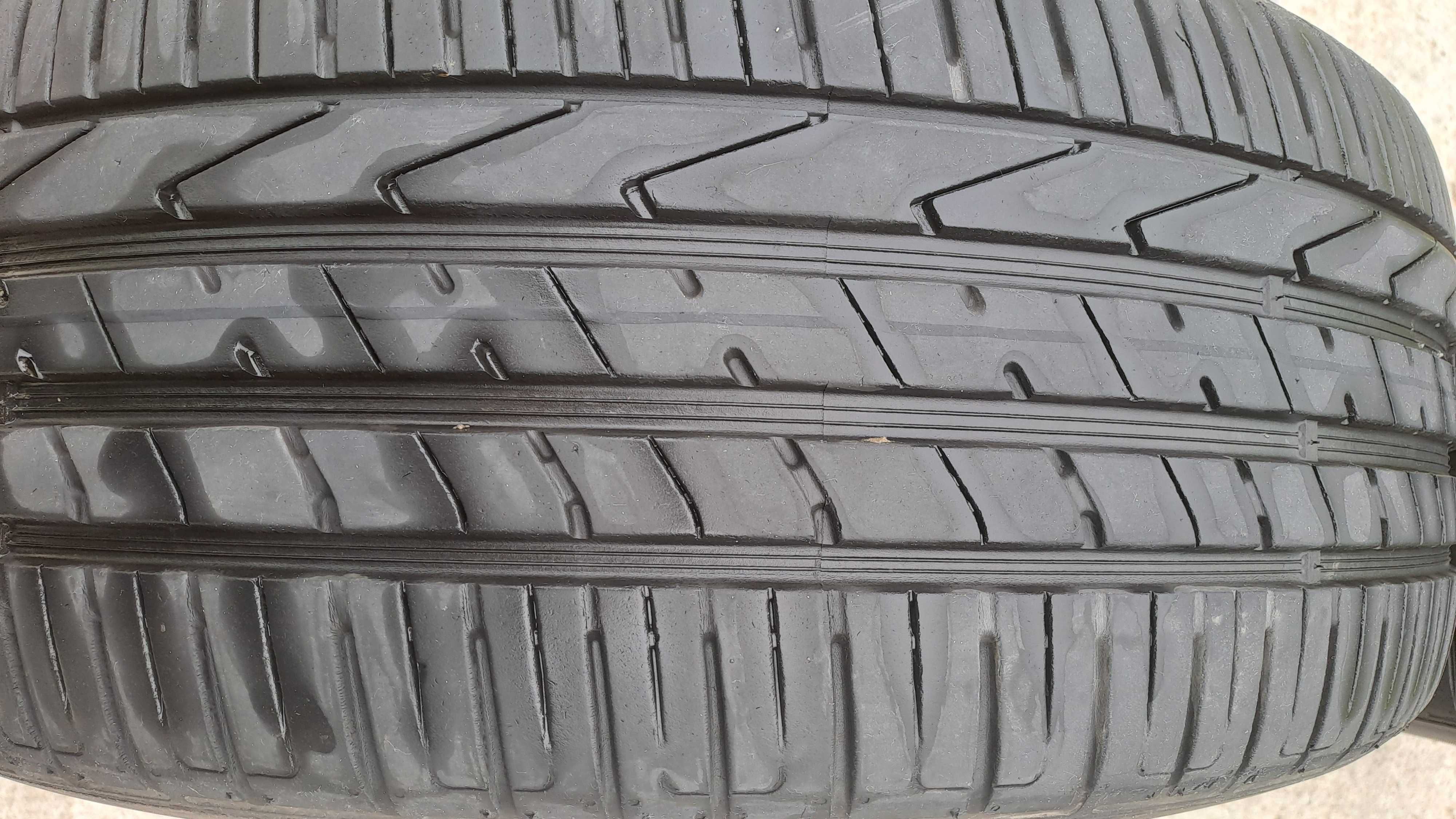 Sprzedam opony hankook 235/50/R18