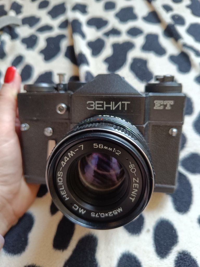 Фотоапарати ЗЕНИТ ЕТ