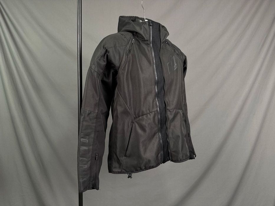 Мотокуртка Icon, Alpinestars, Dainese Airform