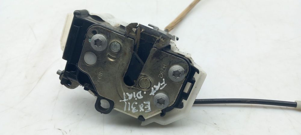 Fechadura / fecho porta frente direito CITROËN Nemo Combi