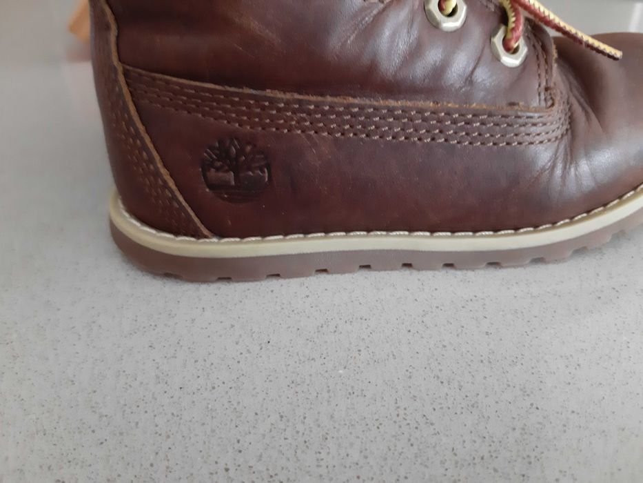 Bota de menino da Rebotl