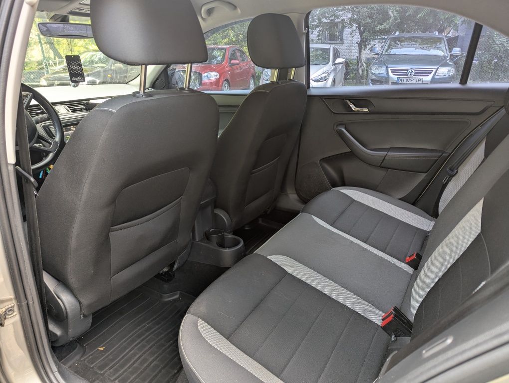Skoda rapid 2016