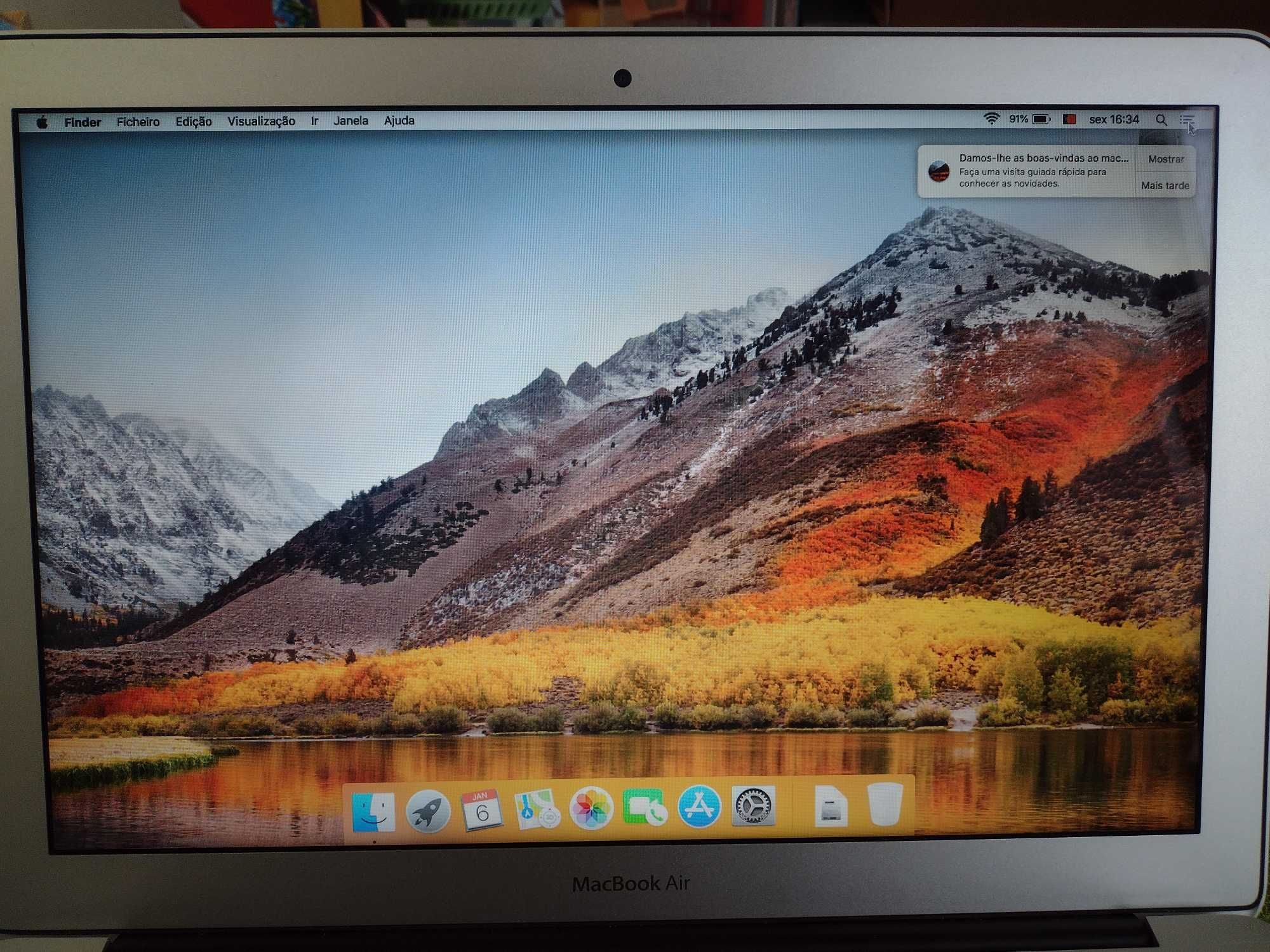 Macbook Air 13 em perfeito estado, inclusive bateria