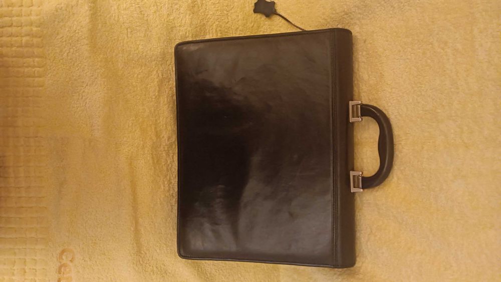 Teczka skórzana typu dyplamatka,unisex ,c.brąz.