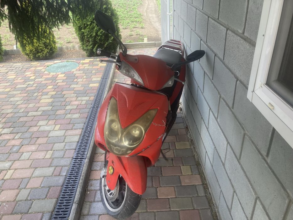 Продам Моторолер JJ 150T-4