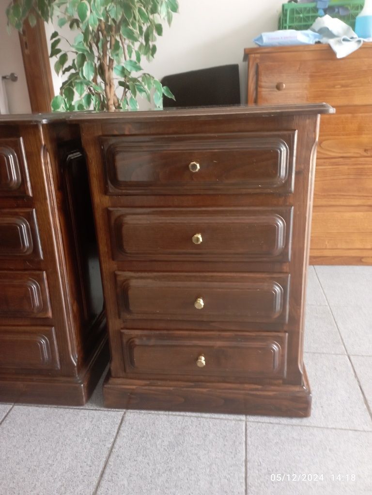 Quarto em castanho oportunidade