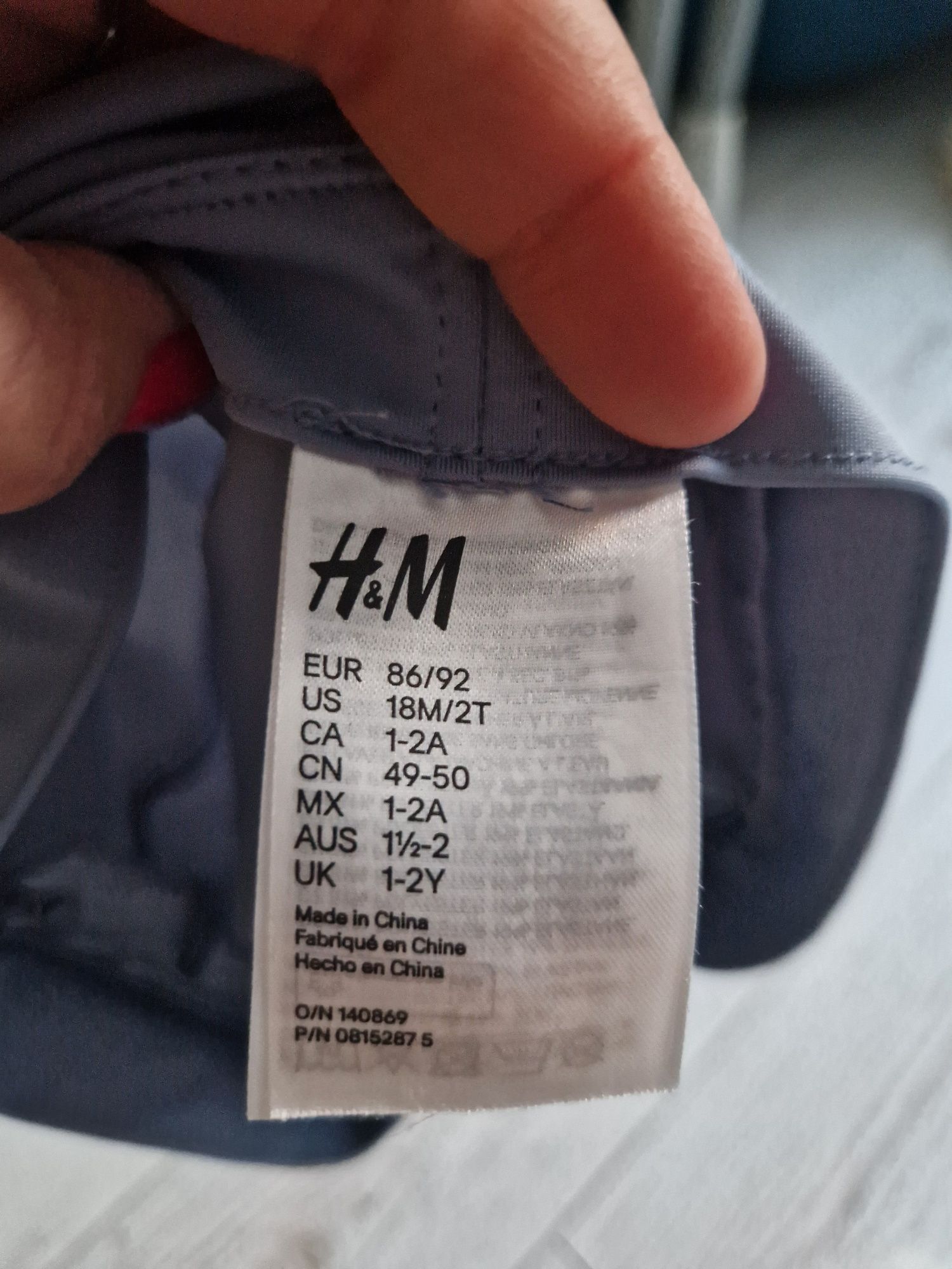 Kapka przeciwsłoneczna roz. 86-92 H&M