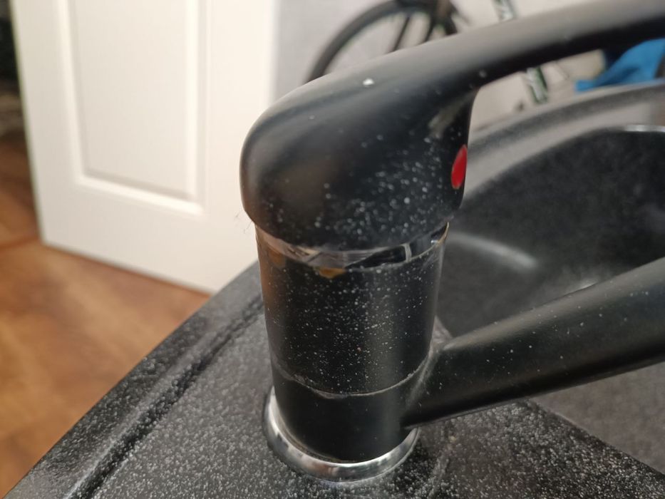 Кухонна мийка в чудовому стані