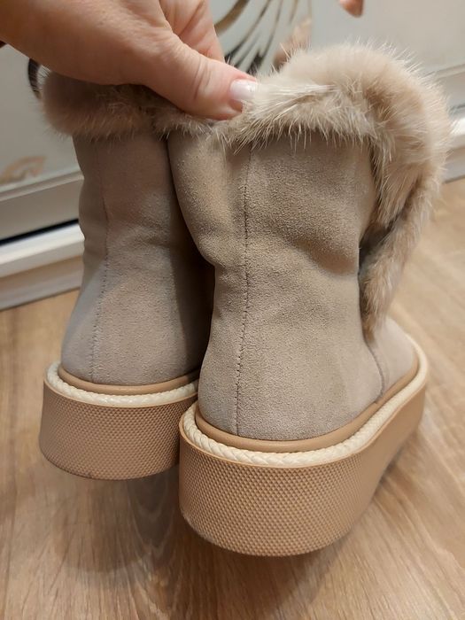 Ботинки,  угги натуральная замша