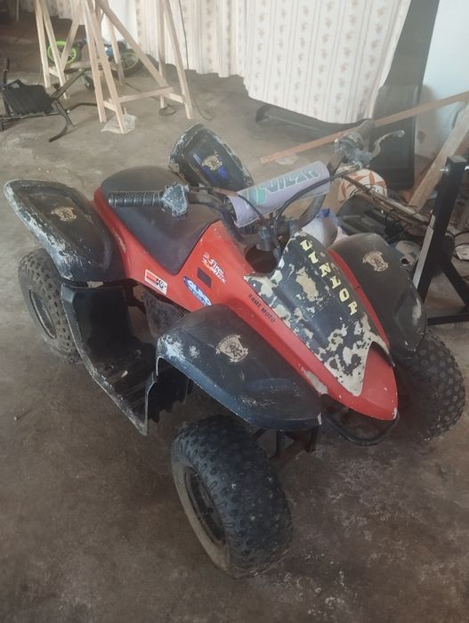 Vendo moto 4 para criança