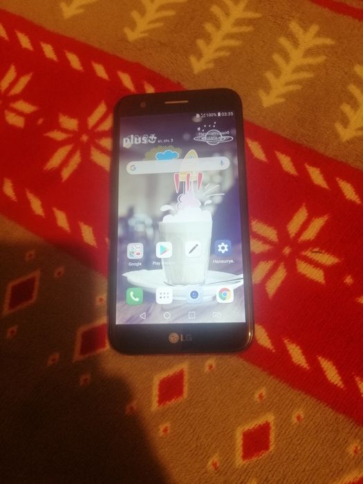 Продам телефон lg k10
