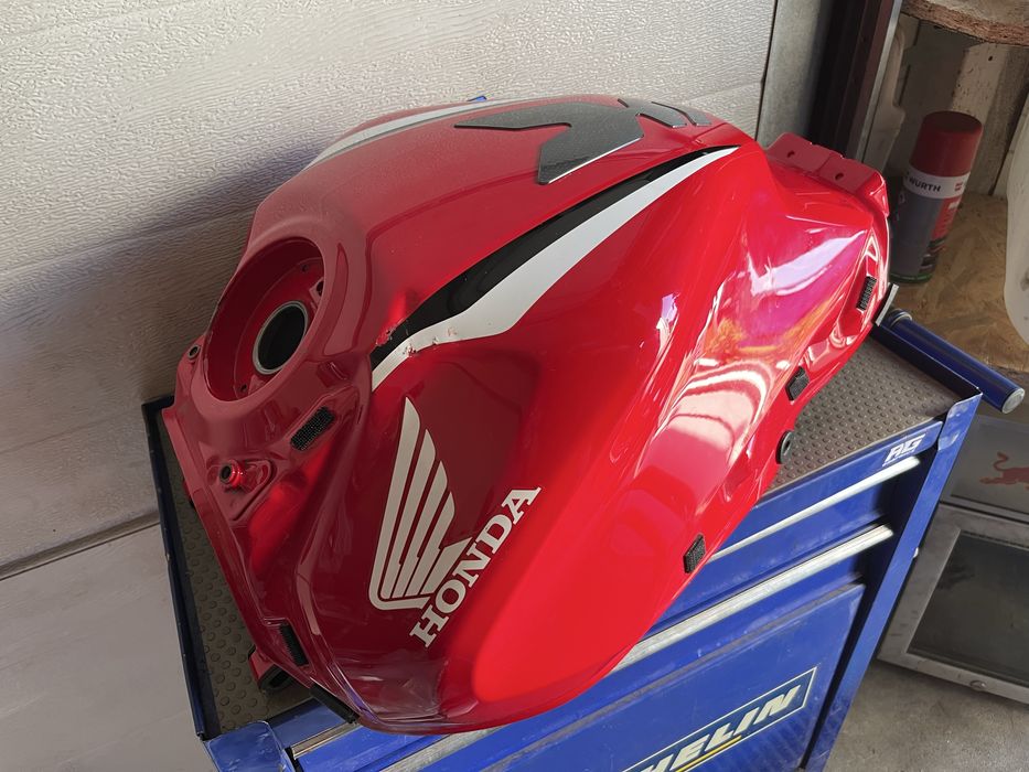 Zbiornik paliwa honda cbr 650r