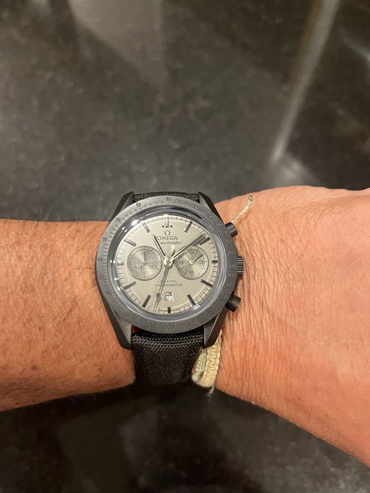 Omega speedmaster Dark side of the Moon