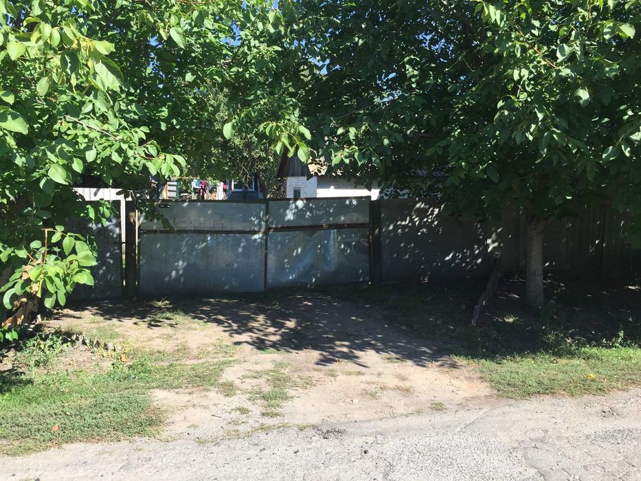 Продається приватний будинок в селищі Липова Долина