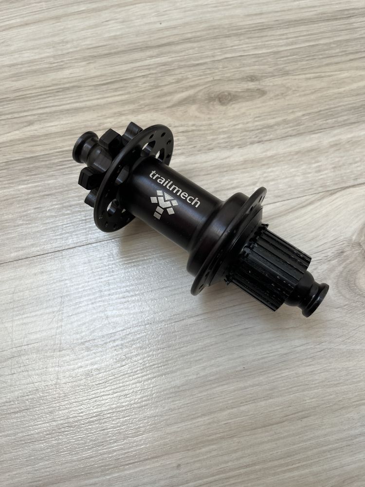 Najlepsza piasta Trailmech 148.12.micro spline dt swiss boost