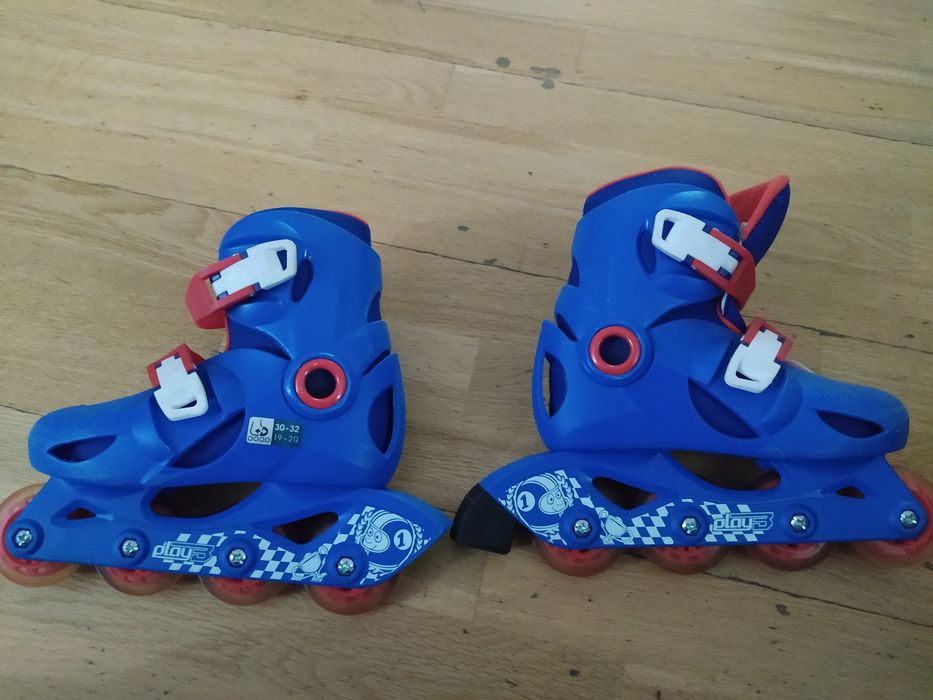 Patins em linha com pouco uso tamanho 30 ao 32 e outro par 34 ao 36