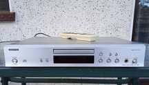 Nowoczesny odtwarzacz Onkyo  DX-7355 CD compact disc