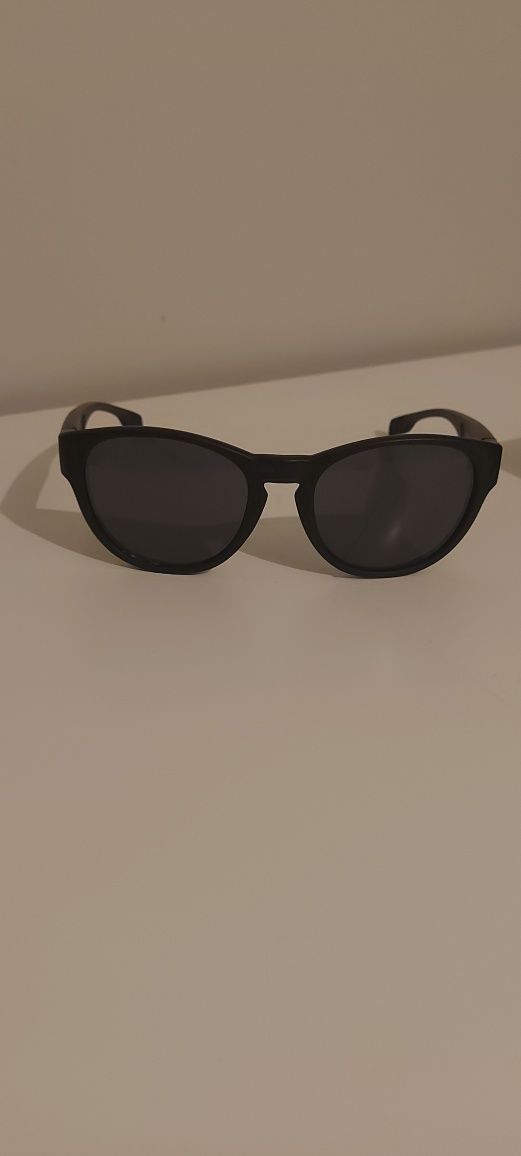 Óculos de sol hawkers