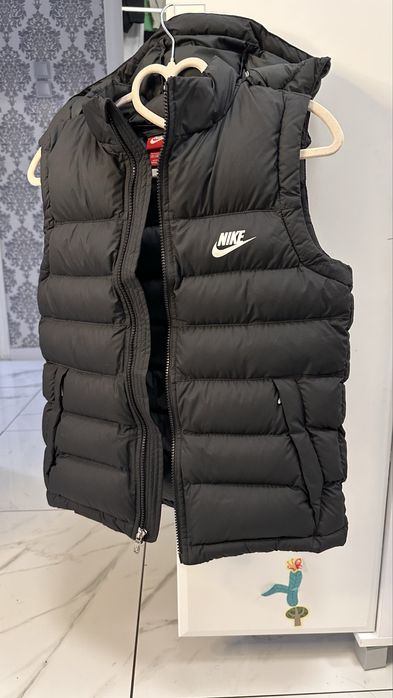 Оригінальна жилетка Nike