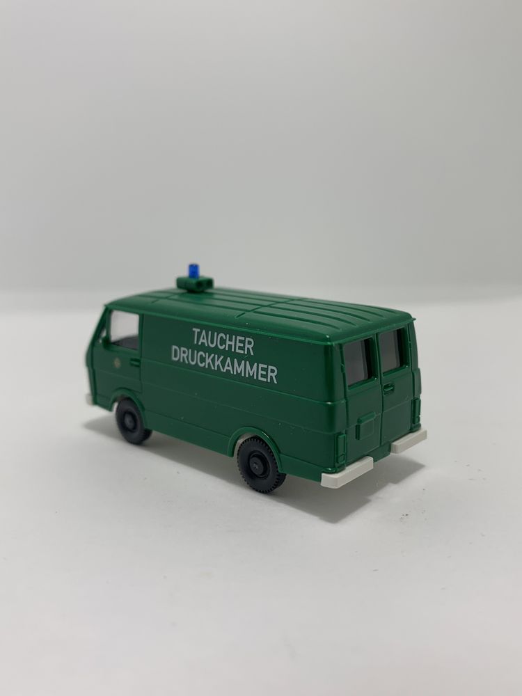 Volkswagen LT 28 da Wiking escala H0 1/87