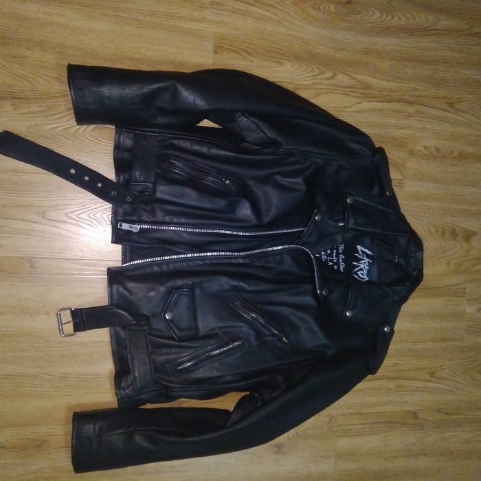 Продам фірмову  куртку L.A.Roxx. Шкіра.