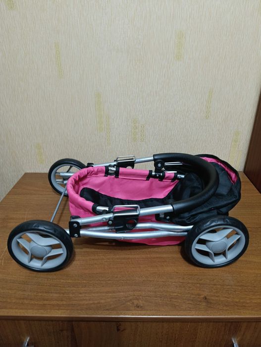 Коляска для ляльки