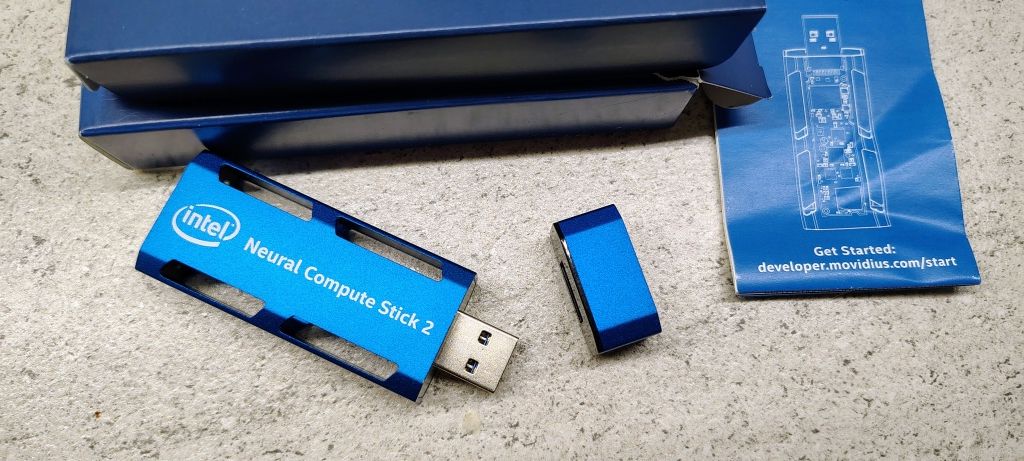 Intel Neural Compute Stick 2 (NCSM2485DK) - akcelerator AI z USB