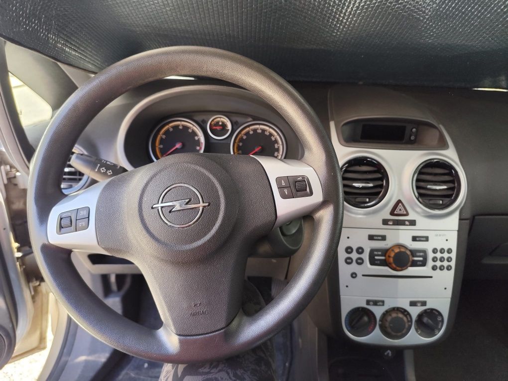 Opel Corsa com apenas 39 mil km