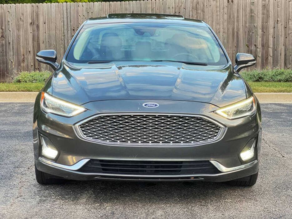 Ford Fusion Titanium      2020