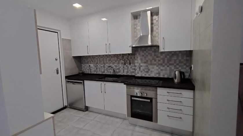 Andar de moradia T3 no centro do Laranjeiro