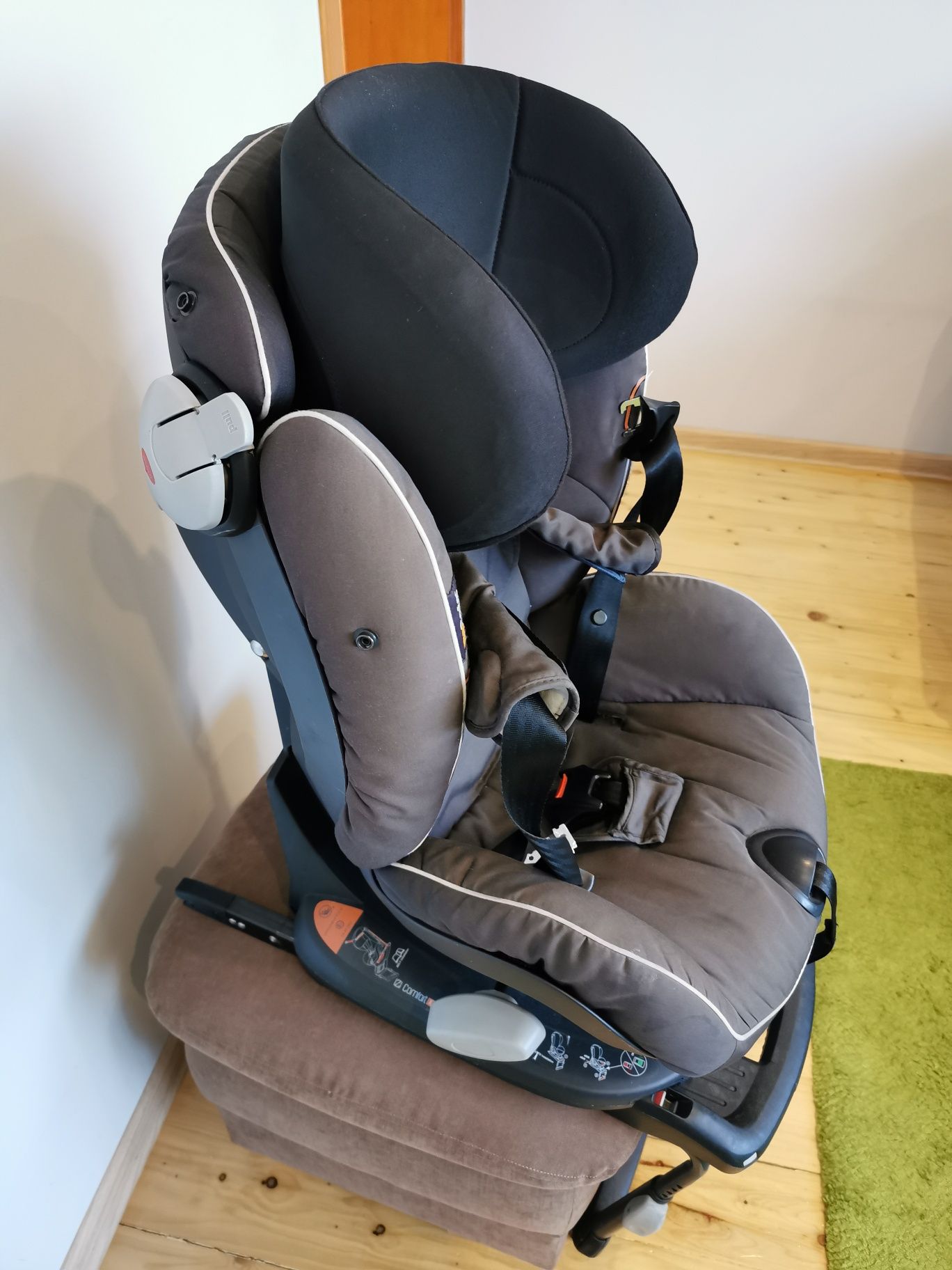 Fotelik samochodowy BeSafe iZi Comfort X3 Isofix 9-18kg