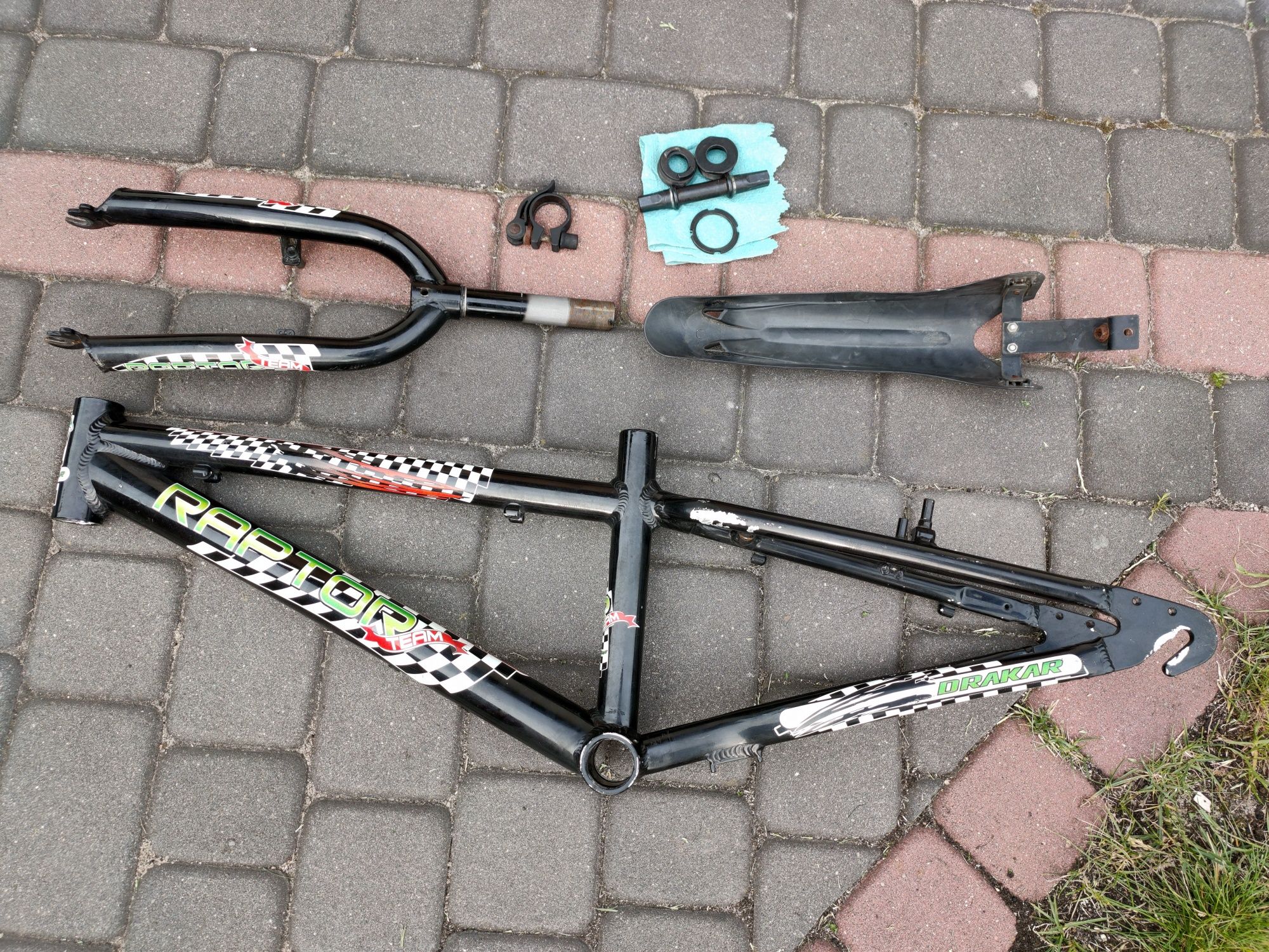 Frameset roweru dziecięcego Merida Raptor. Zestaw