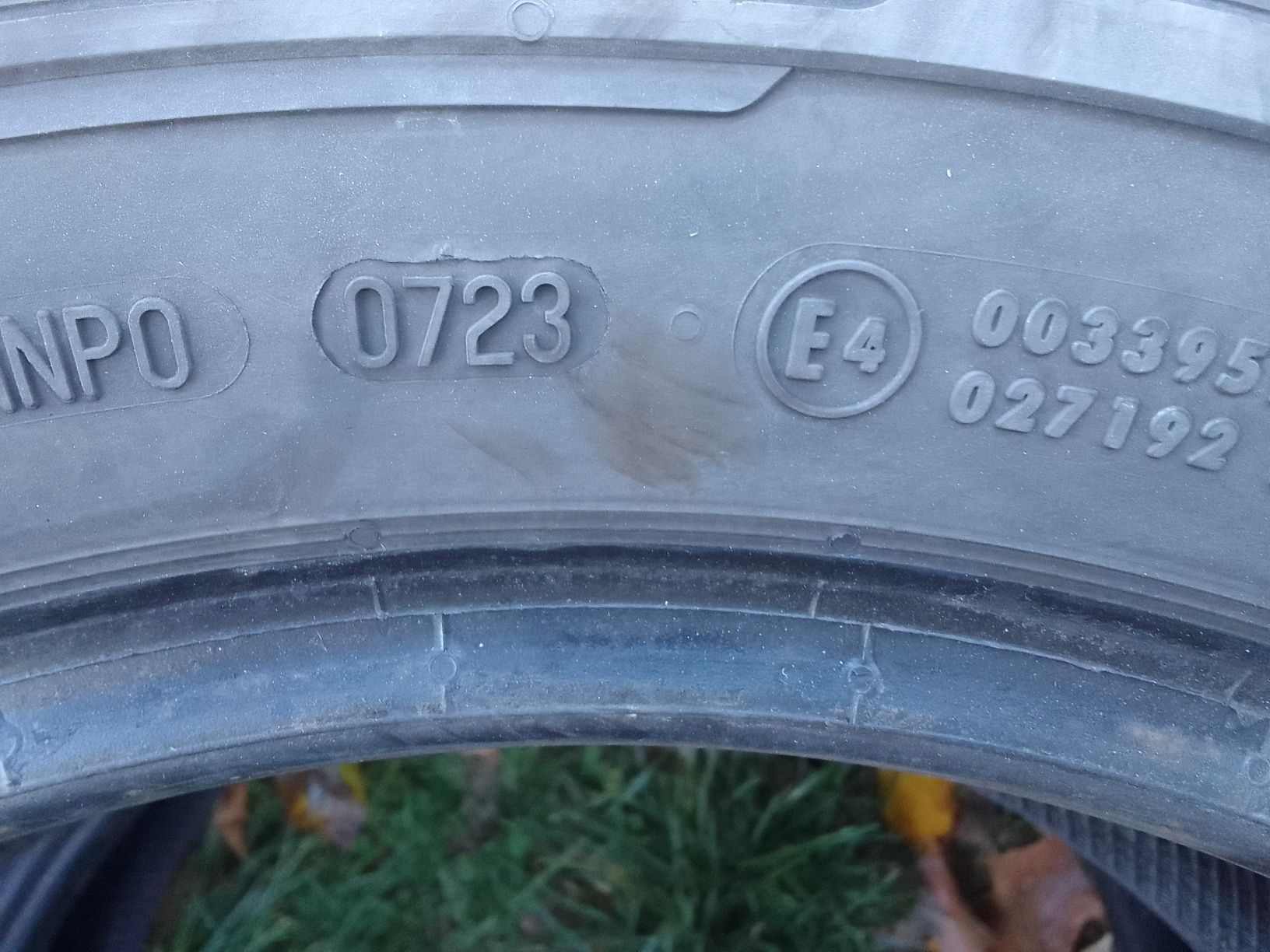 Cena za 2 Opony letnie 235/65r16C CONTINENTAL 2023r