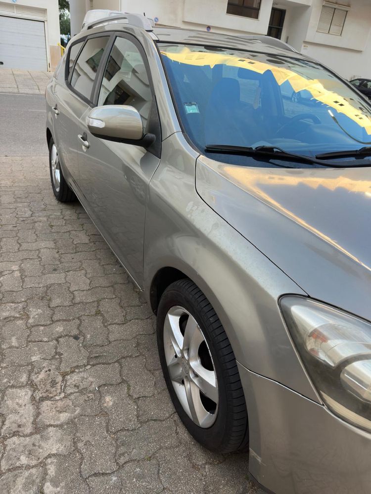Kia Ceed ano 2011