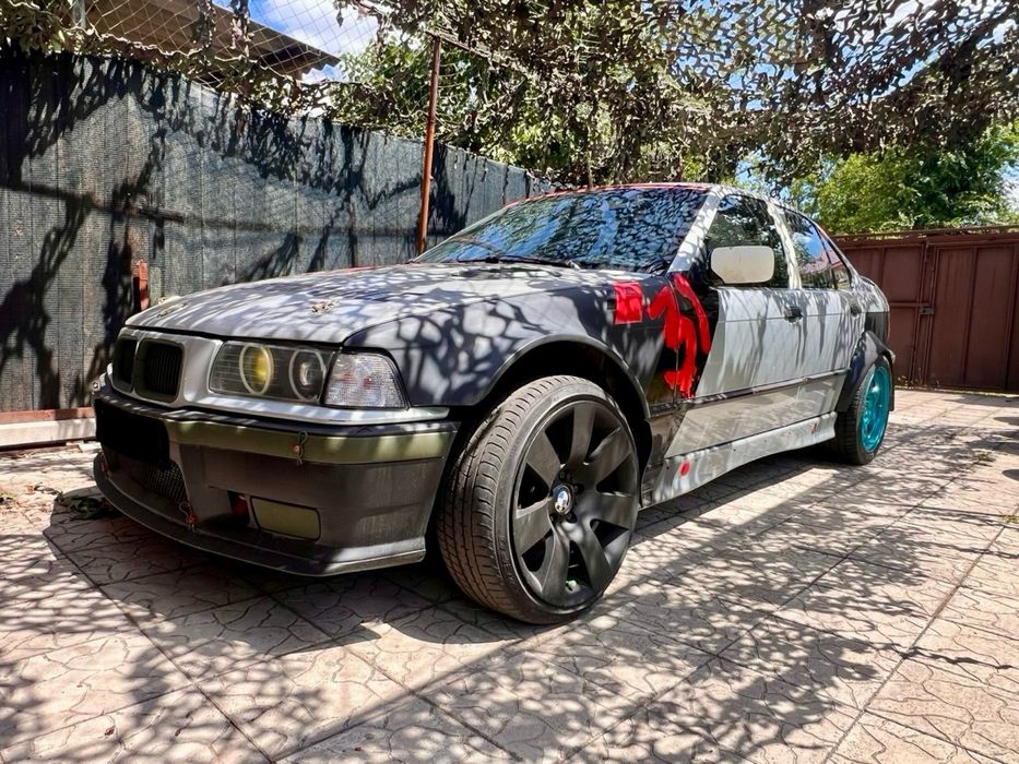 ПРОДАМ BMW  e46 М60В40 БоевойДрифКорч