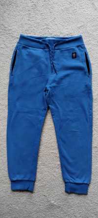 Spodnie dresowe Reserved r 134