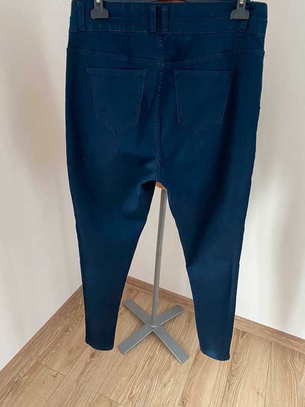 Spodnie jeans elastyczne New Look rozmiar 46