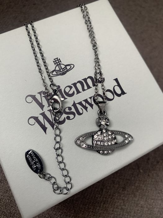 Підвіска Vivienne Westwood / підвіска в стилі y2k