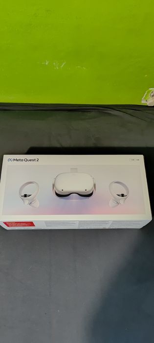 Oculus meta quest 2 128 gb w bardzo dobrym stanie