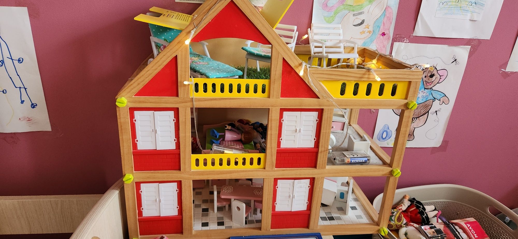 Drewniany Domek dla lalek Play tive lidl