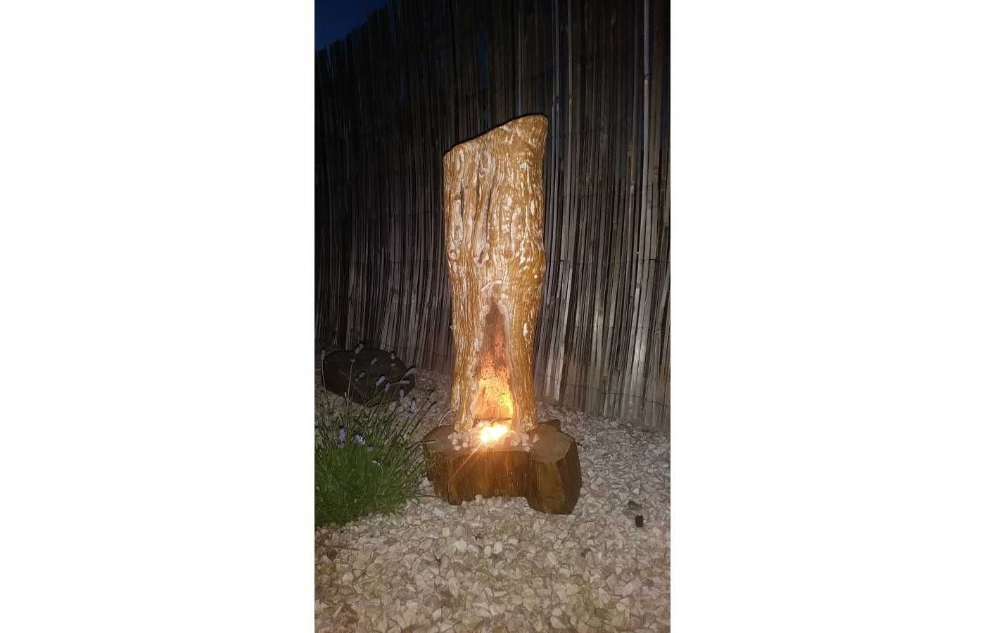 Lampa z drewna teak
