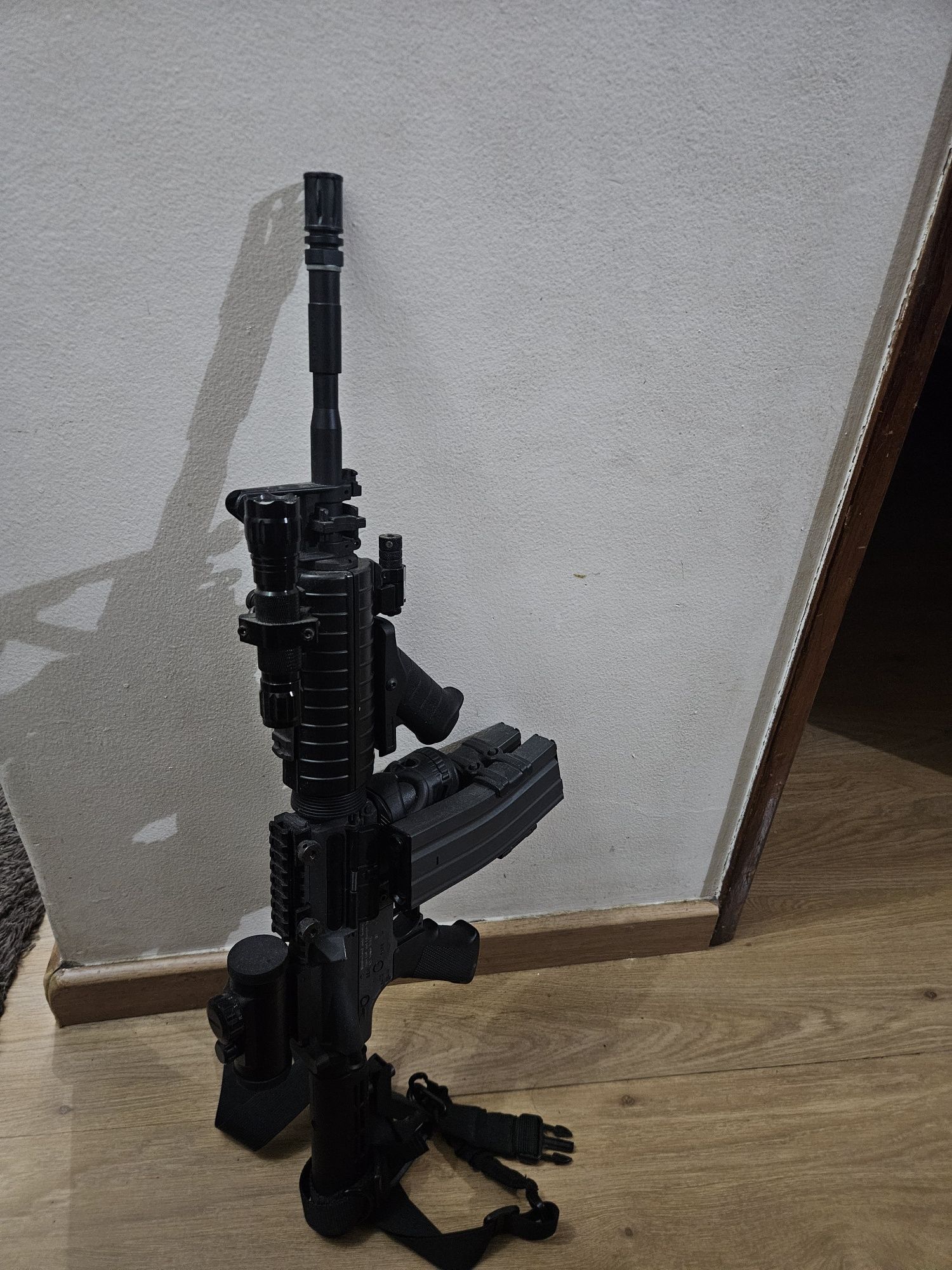 Arma air soft Colt M4A1